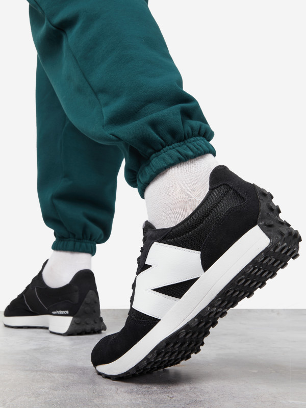 Кроссовки мужские New Balance 327 арт. MS327CBW черный/белый цвет — купить за 15499 руб., отзывы в интернет-магазине Спортмастер