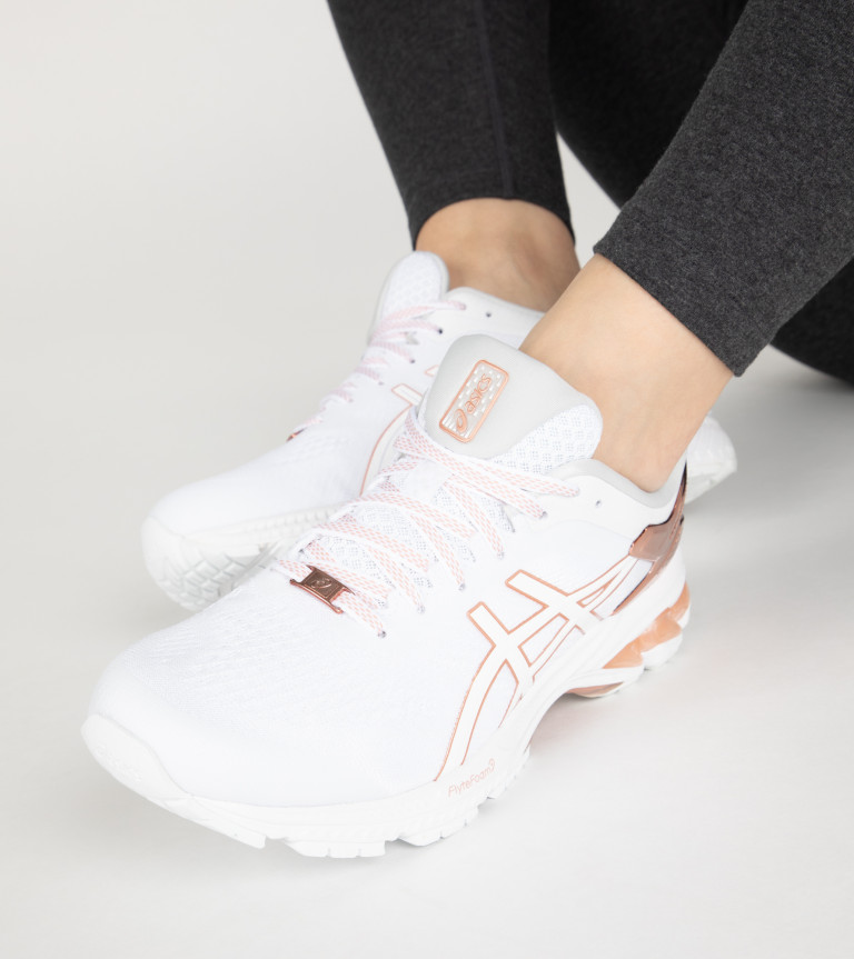 Кроссовки женские ASICS Gel-Kayano 26