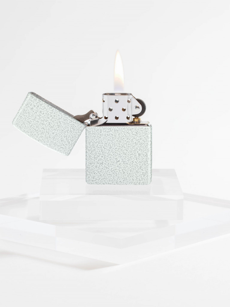 Зажигалка бензиновая ZIPPO 46020 Classic Glacier