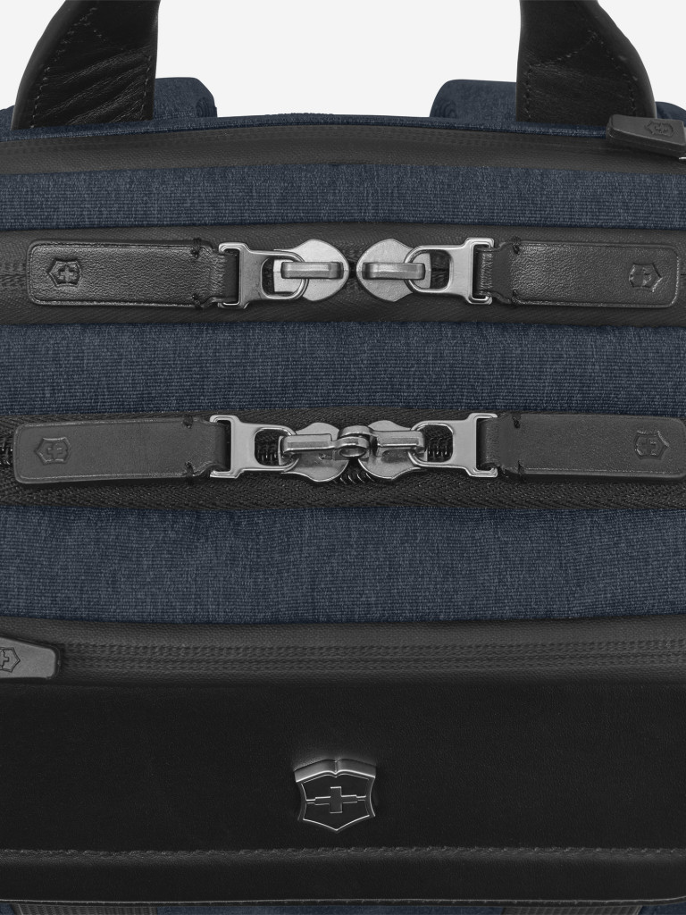 Рюкзак городской VICTORINOX Architecture Urban 2 Deluxe Backpack с отделением для ноутбука 15”