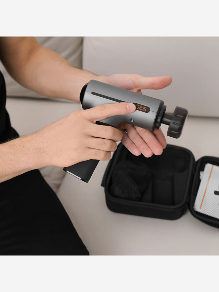 Перкуссионный массажер для тела GESS Revolver Plus, массажный пистолет, ударный, 5 насадок, уникальная насадка с прогревом