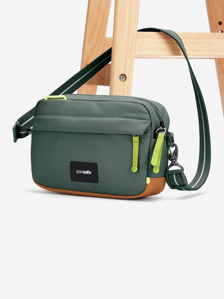 Сумка антивор Pacsafe GO crossbody, Spruce Green, 2,5 л.