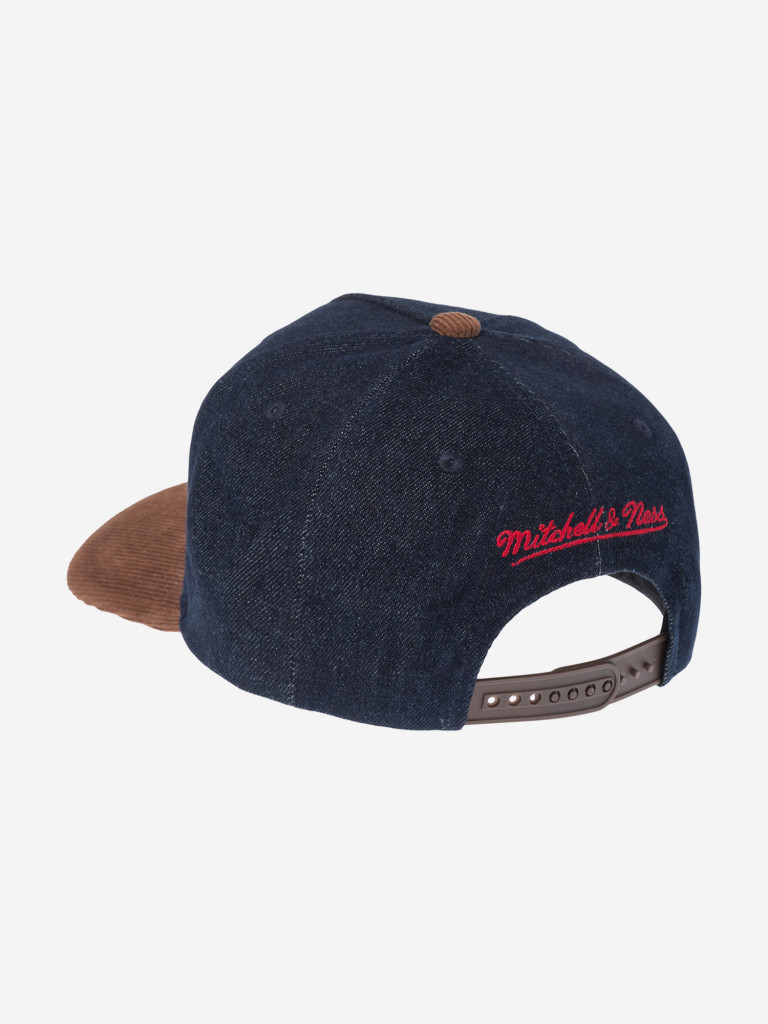Бейсболка MITCHELL NESS HP9529-CBUDKNY Chicago Bulls NBA