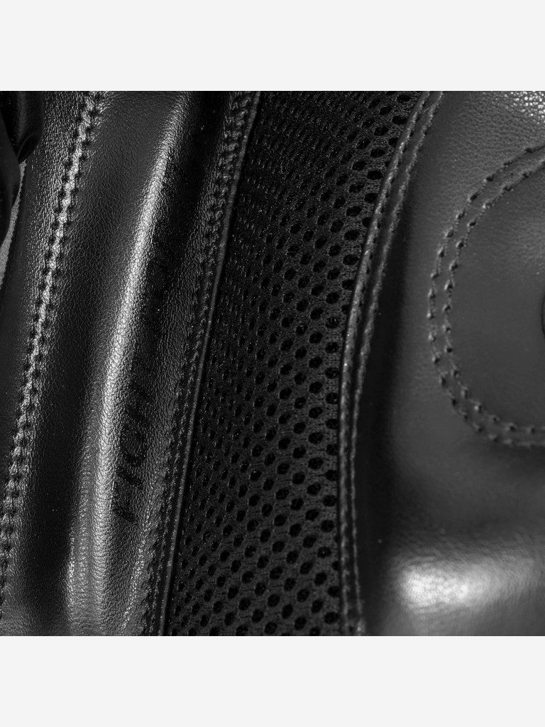 Боксерские перчатки Sanabul Essential SA-500