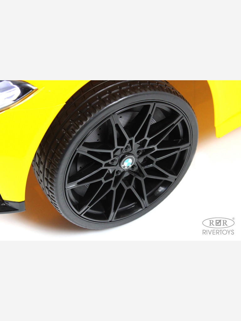 Детский электромобиль RIVERTOYS BMW M4 (A004AA) желтый