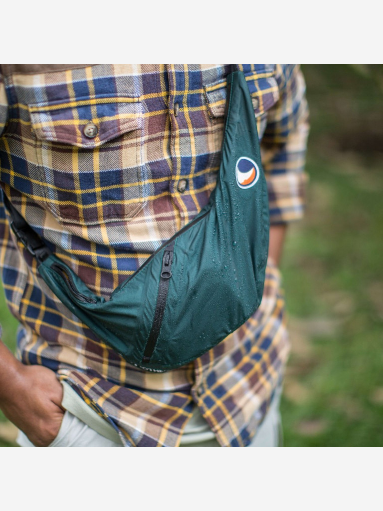 Сумка TICKET TO THE MOON sling bag Water Resistant, Green