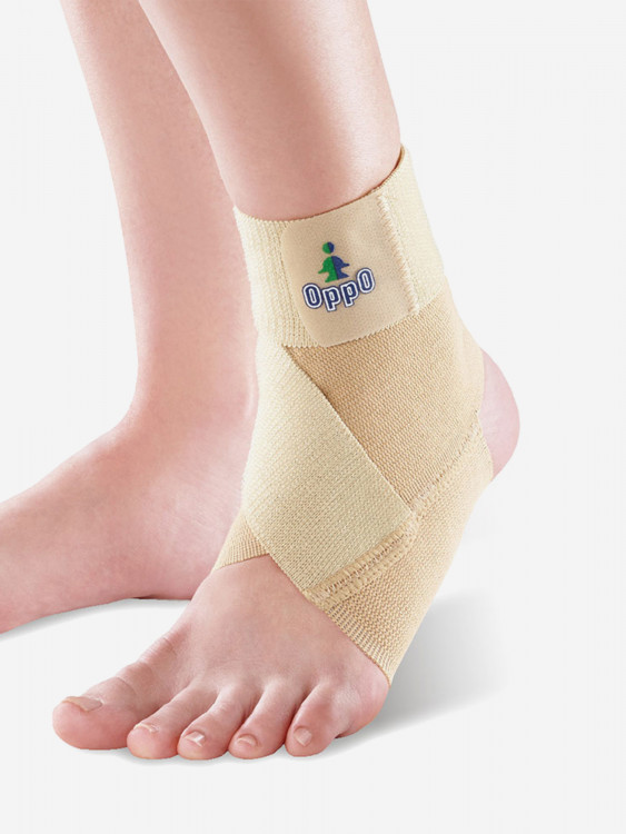 Бандаж на голеностопный сустав