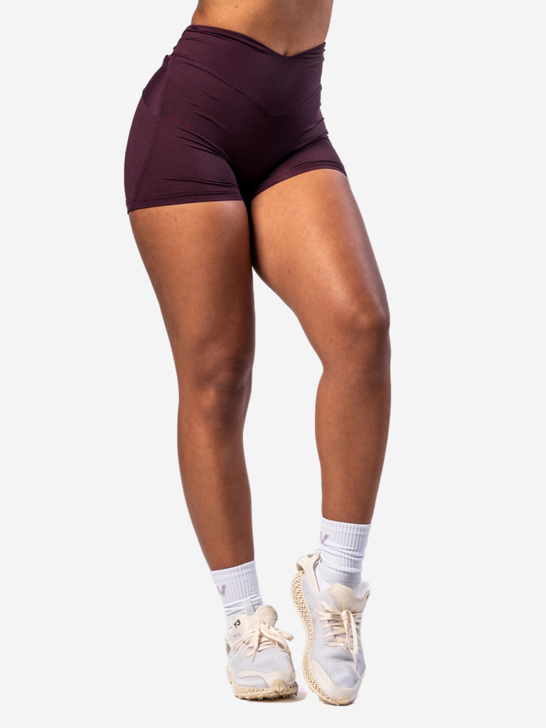 Шорты женские Nebbia V-shaping Belt Shorts STRONG BEAUTY 428