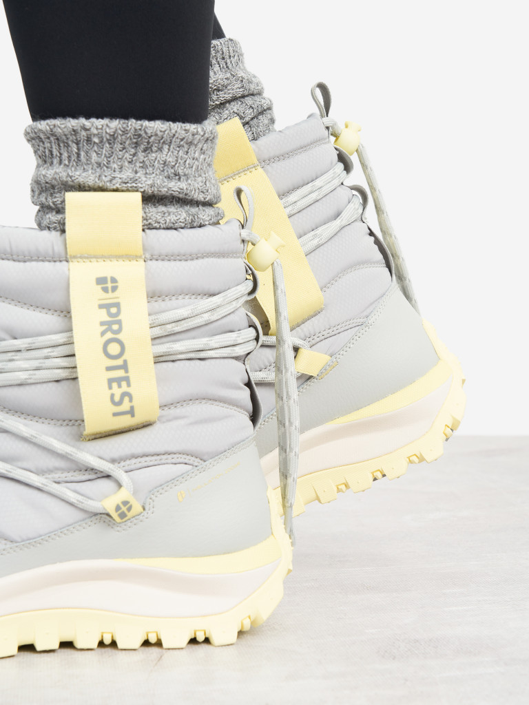 Дутики женские Protest Shaka Puff