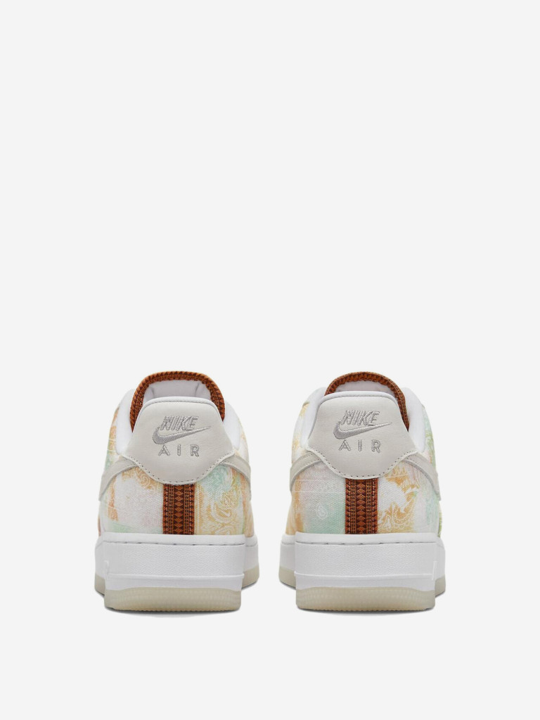 Кеды женские Nike Air Force 1 07 LX