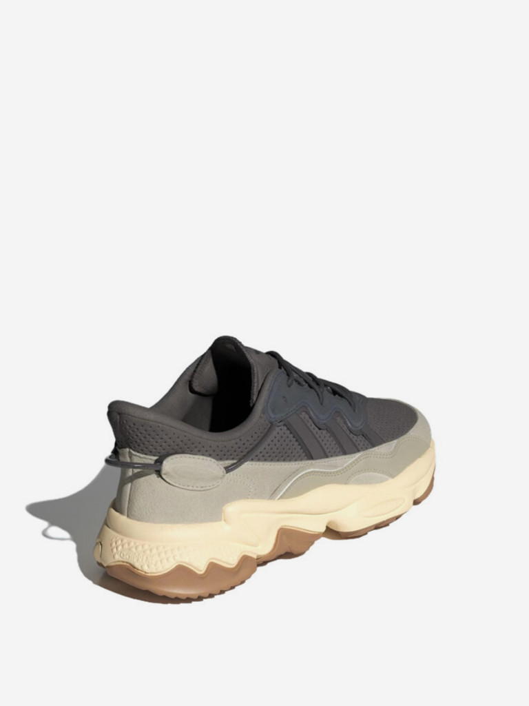 Кроссовки Adidas Ozweego