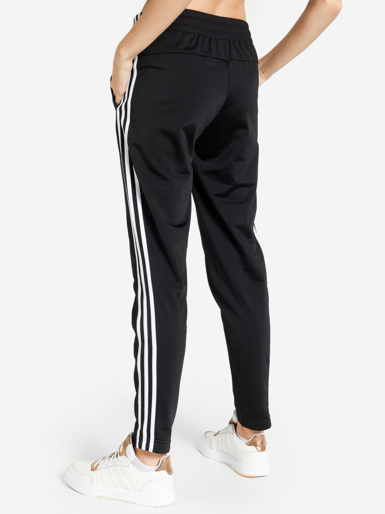 Костюм женский adidas Essentials