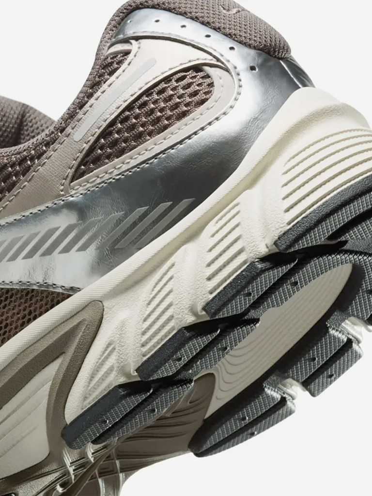 Кроссовки мужские Nike V5 Rnr