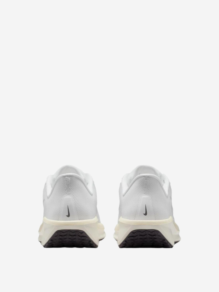 Кроссовки женские Nike Quest 6