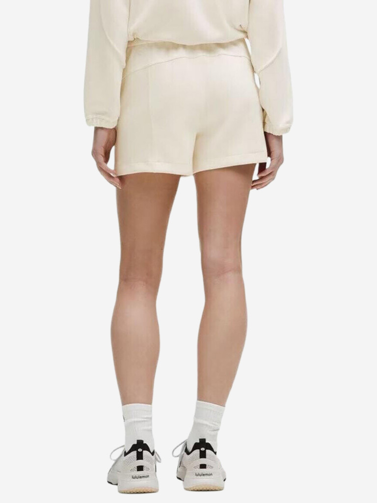 Шорты Lululemon Casual Short 4"