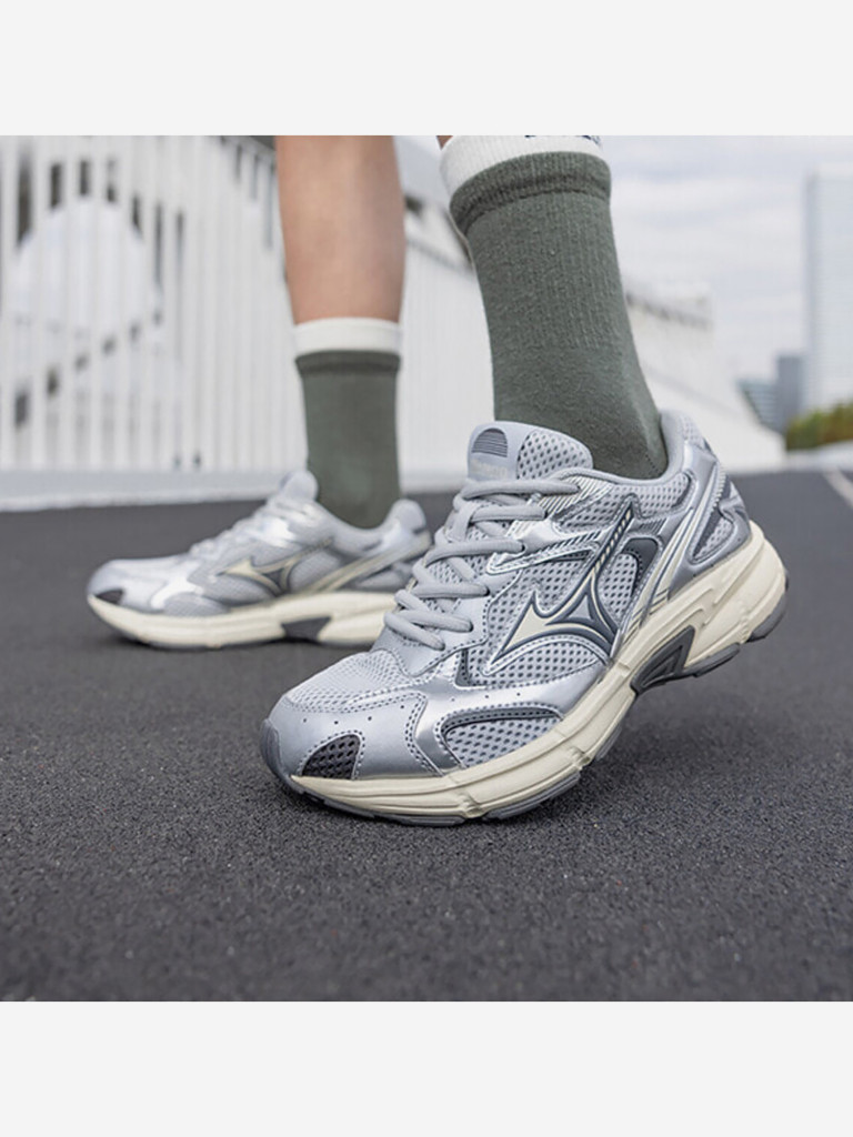 Кроссовки мужские Mizuno Speed 2K