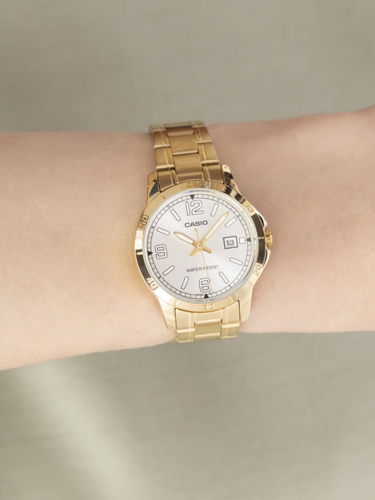 Наручные часы CASIO