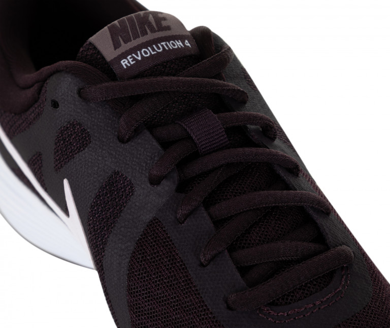 Кроссовки женские Nike Revolution 4