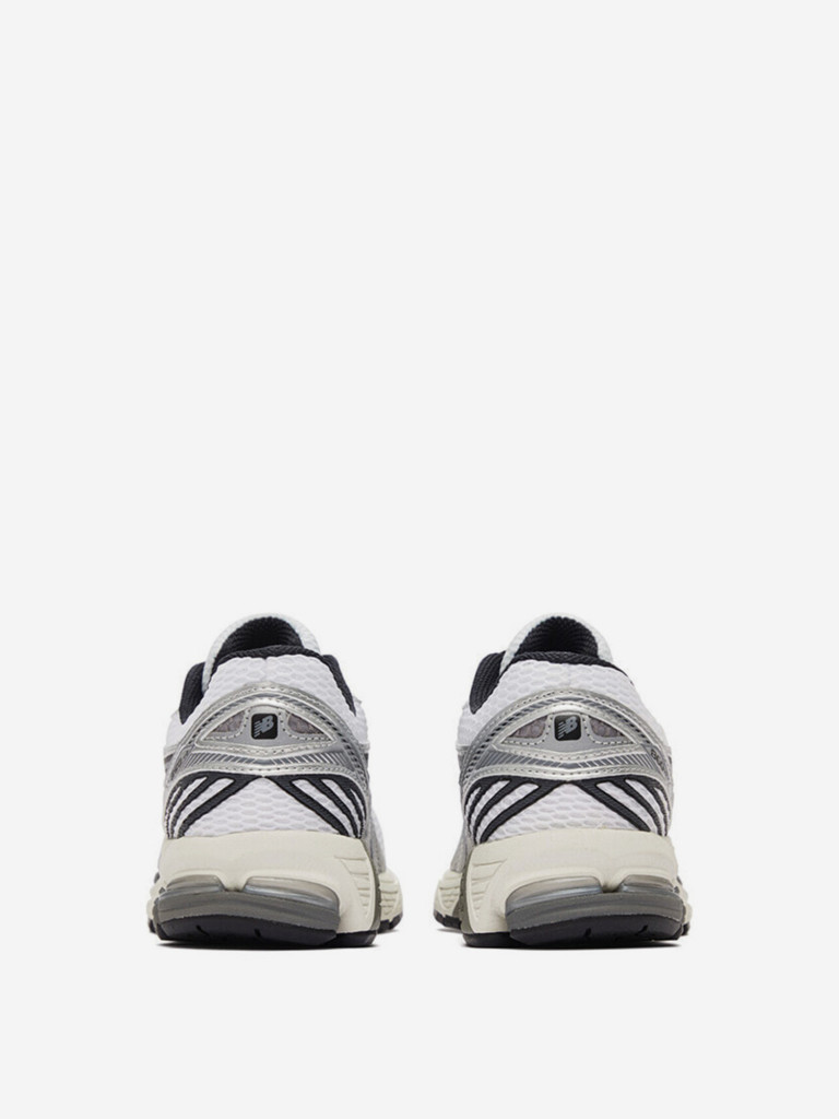 Кроссовки New Balance 860 V2