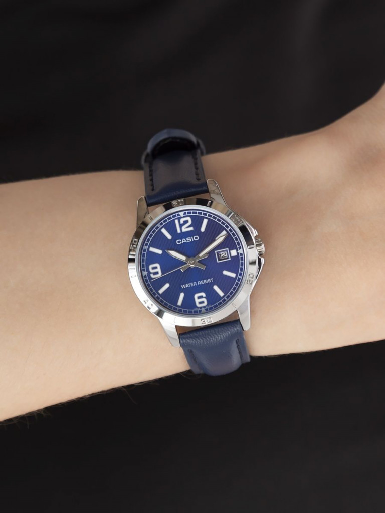 Наручные часы CASIO