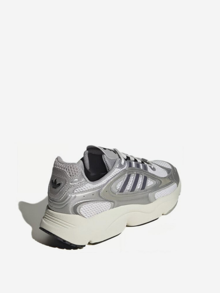 Кроссовки Adidas Ozmillen