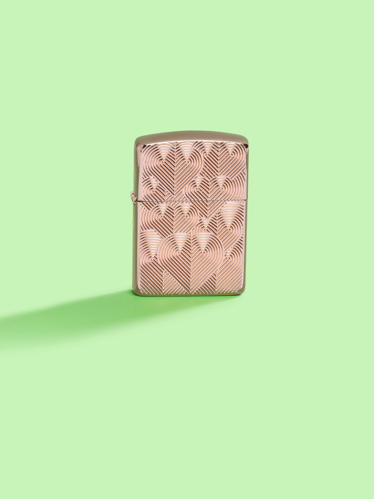 Зажигалка бензиновая ZIPPO 48919 Armor Hearts