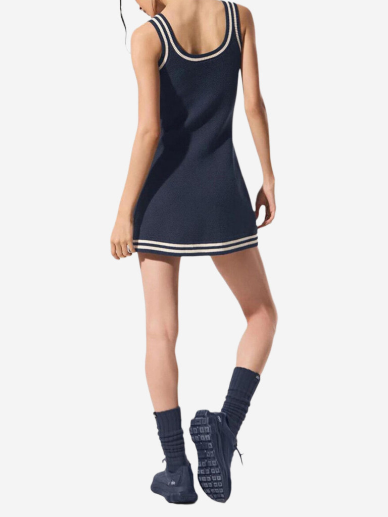 Платье Alo Yoga Tennis Club Sweater Knit Dress