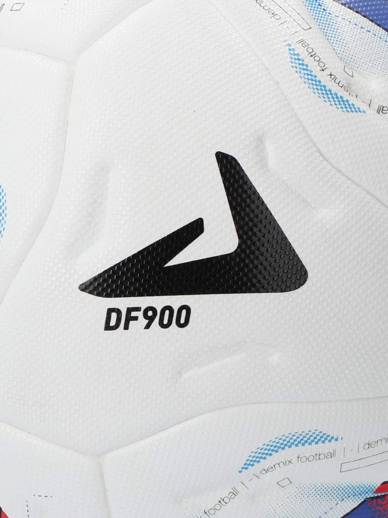 Мяч футбольный Demix DF900 Thermo FIFA Quality Pro