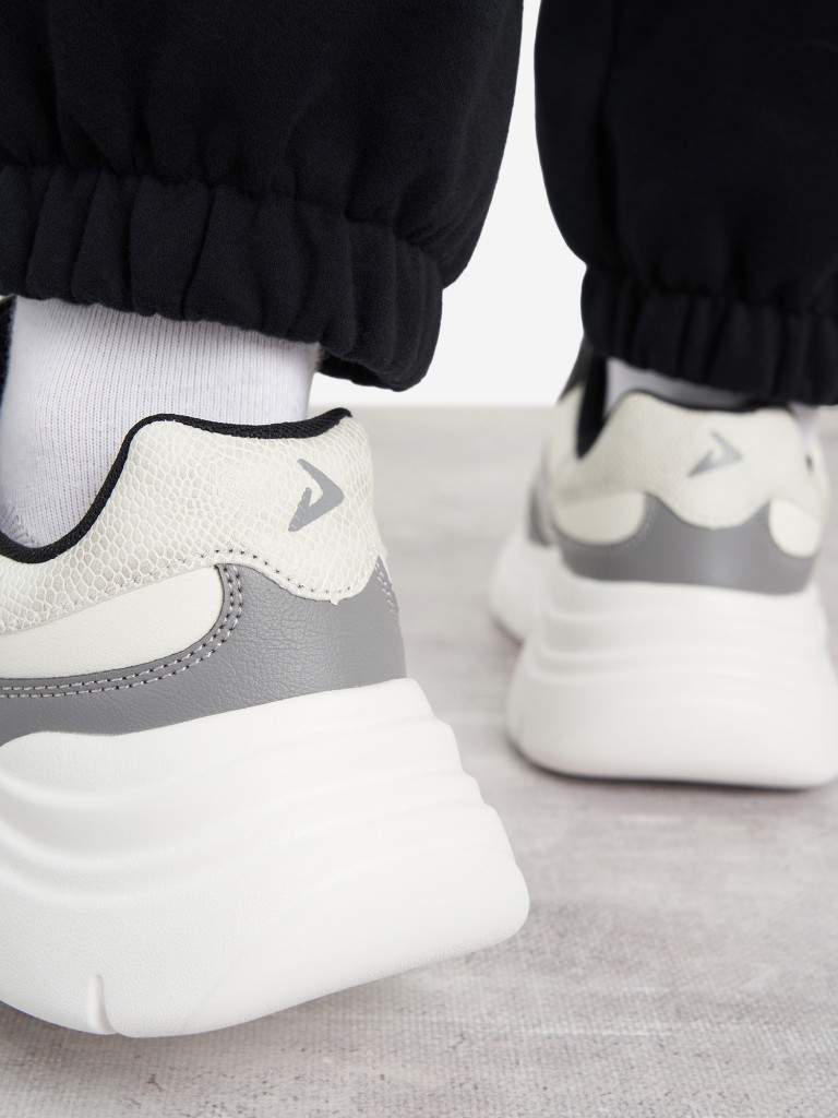 Кроссовки женские Demix Serena 4