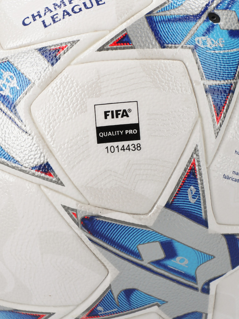 Мяч футбольный adidas UCL COM
