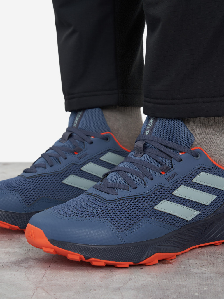 Кроссовки мужские adidas Tracefinder
