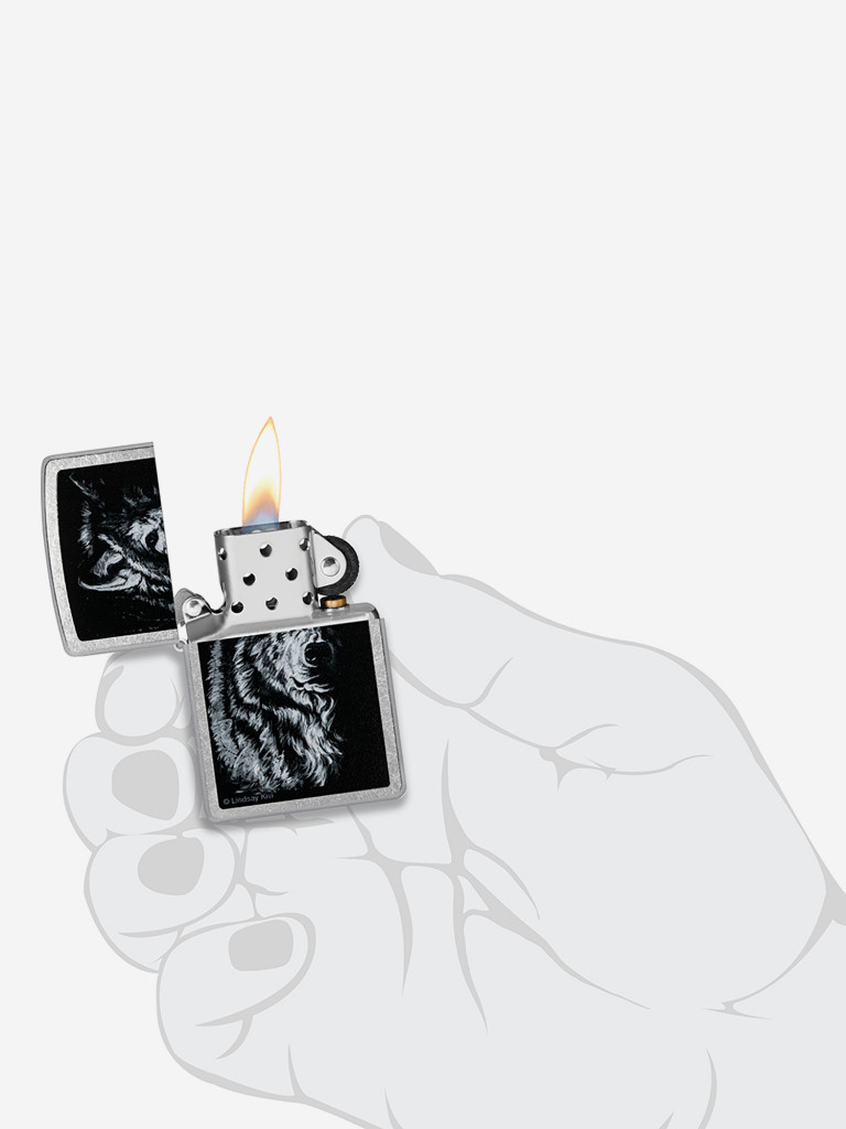 Зажигалка бензиновая ветроустойчивая Zippo Shadow Wolf Street Chrome