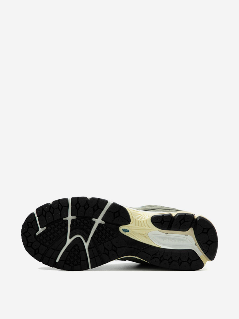 Кроссовки New Balance 2002R