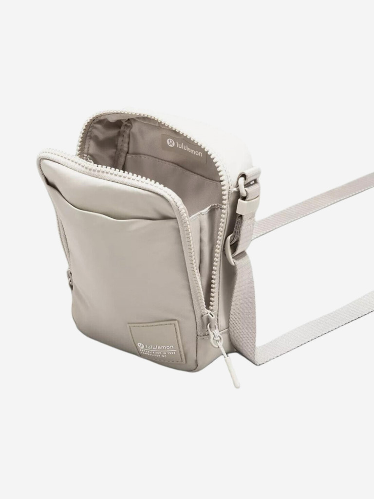 Сумка через плечо унисекс Lululemon Recycled Crossbody