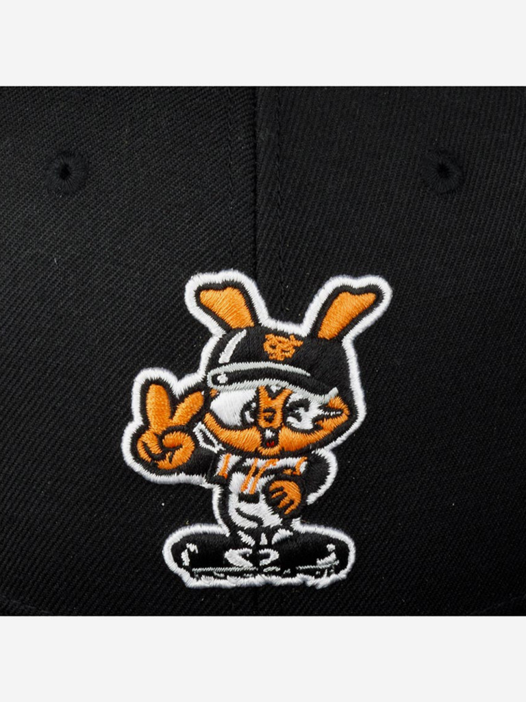 Бейсболка с прямым козырьком AMERICAN NEEDLE 21006A-YOG Yomiuri Giants Archive 400 NPL