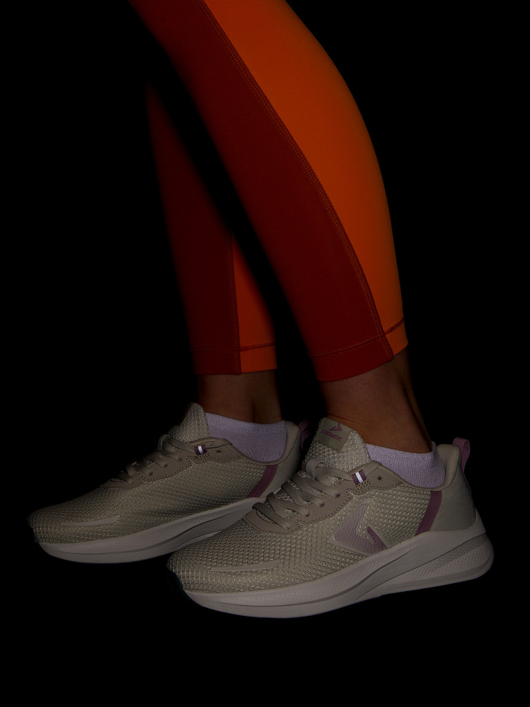 Кроссовки женские Demix Sport Evo