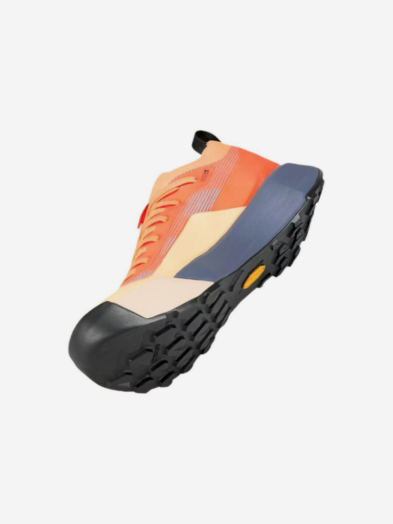 Кроссовки женские Arc'teryx Vertex Alpine