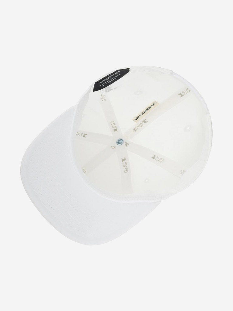 Бейсболка с прямым козырьком FLEXFIT 110F