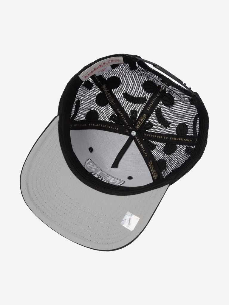 Бейсболка с сеточкой MITCHELL NESS HHSS7632-BNEYYPPPBLCK Brooklyn Nets NBA
