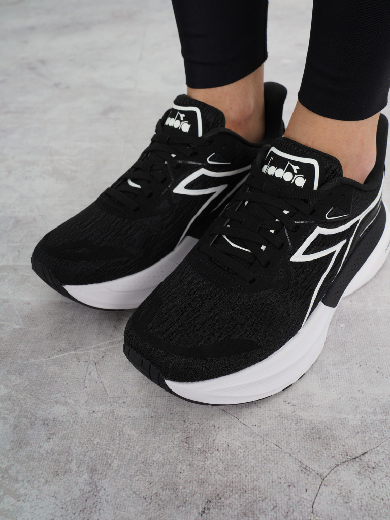 Кроссовки женские Diadora Nucleo 2