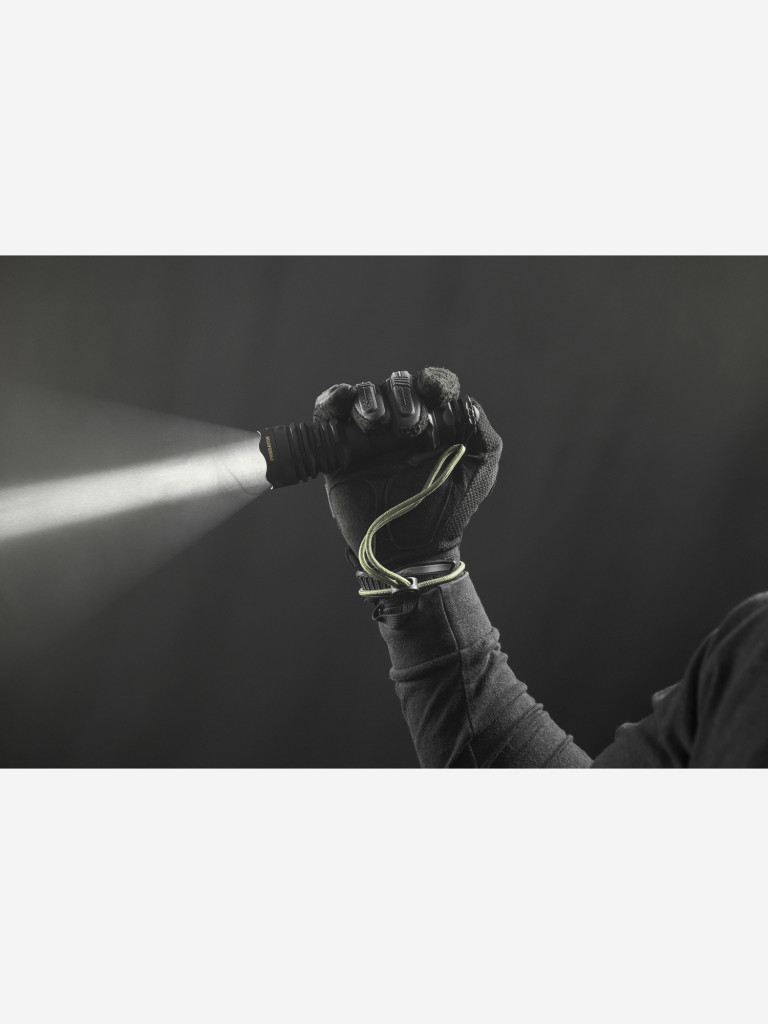 Фонарь светодиодный тактический Armytek Predator, 1130 лм, холодный свет