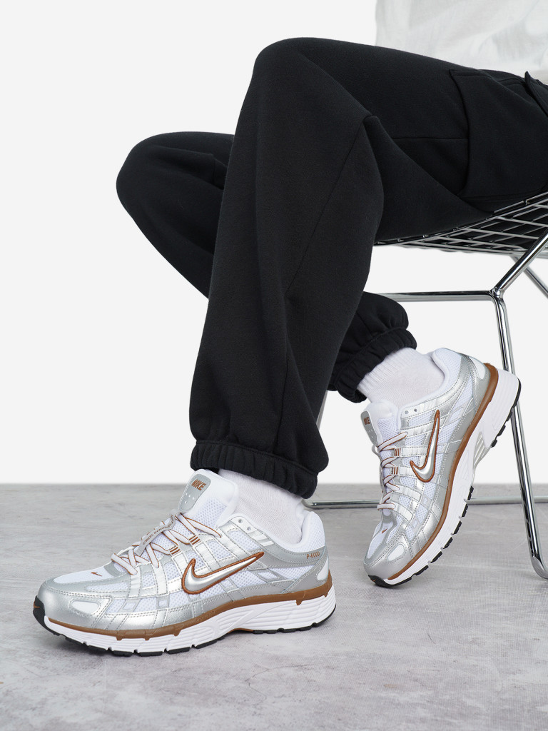Кроссовки женские Nike P-6000
