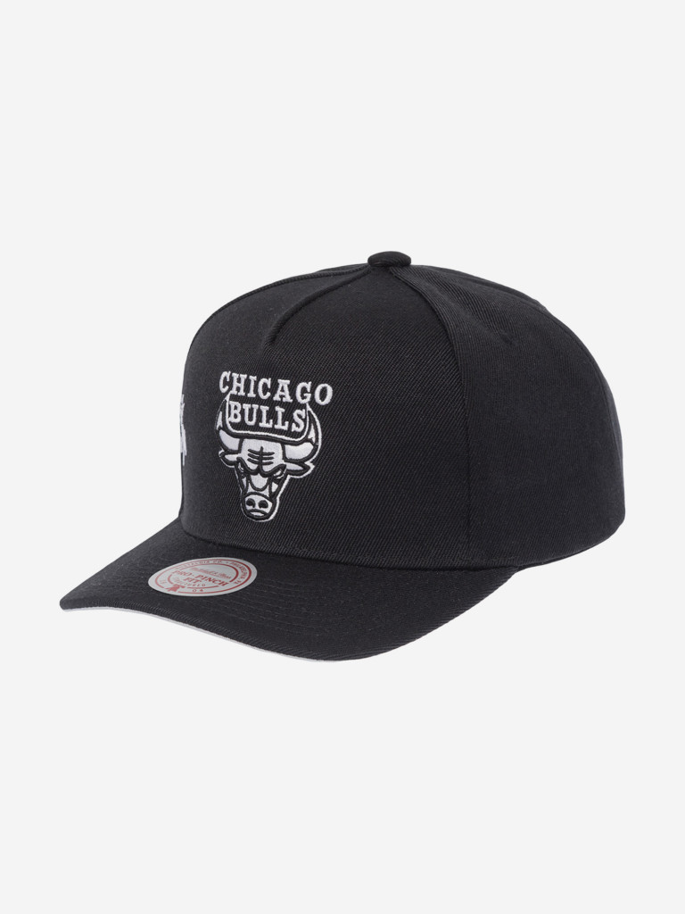 Бейсболка MITCHELL NESS HP10055-CBUBLCK Chicago Bulls NBA (черный)