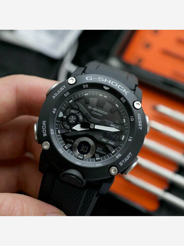 Спортивные часы CASIO G-SHOCK GA-2000S-1AER