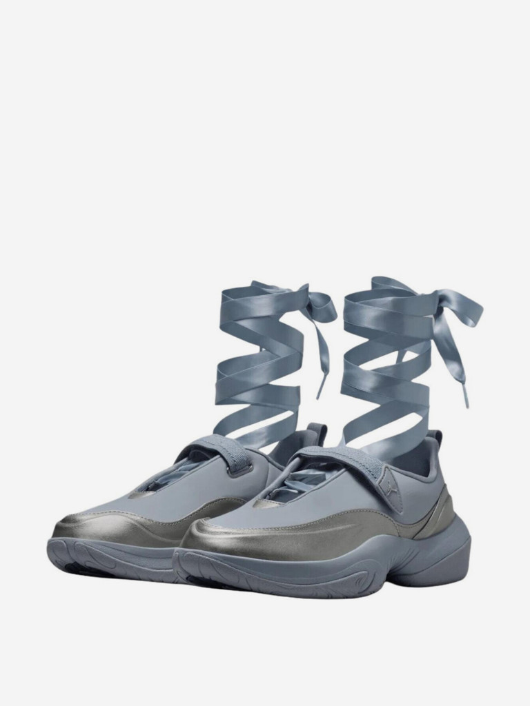 Кроссовки женские Jordan Pointe