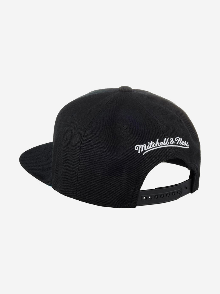Бейсболка с прямым козырьком MITCHELL NESS 6HSSSH21270-CHOBLCK Charlotte Hornets NBA (черный)