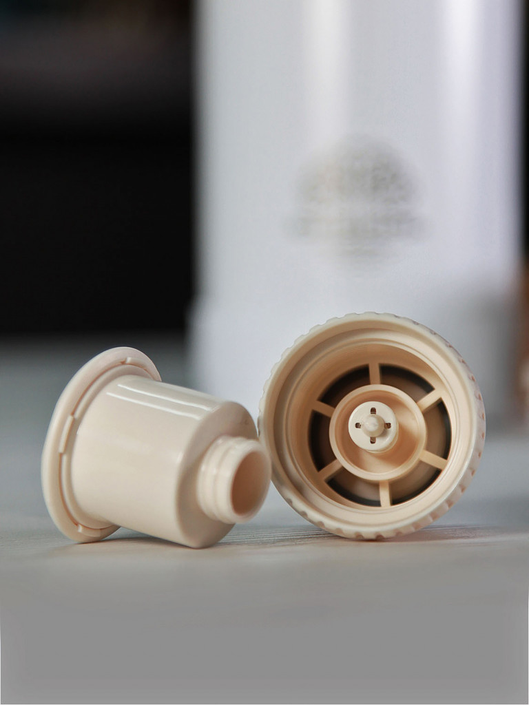 Термос 1.8л СИБИРЬ "Белый клевер" с плечевым ремнем