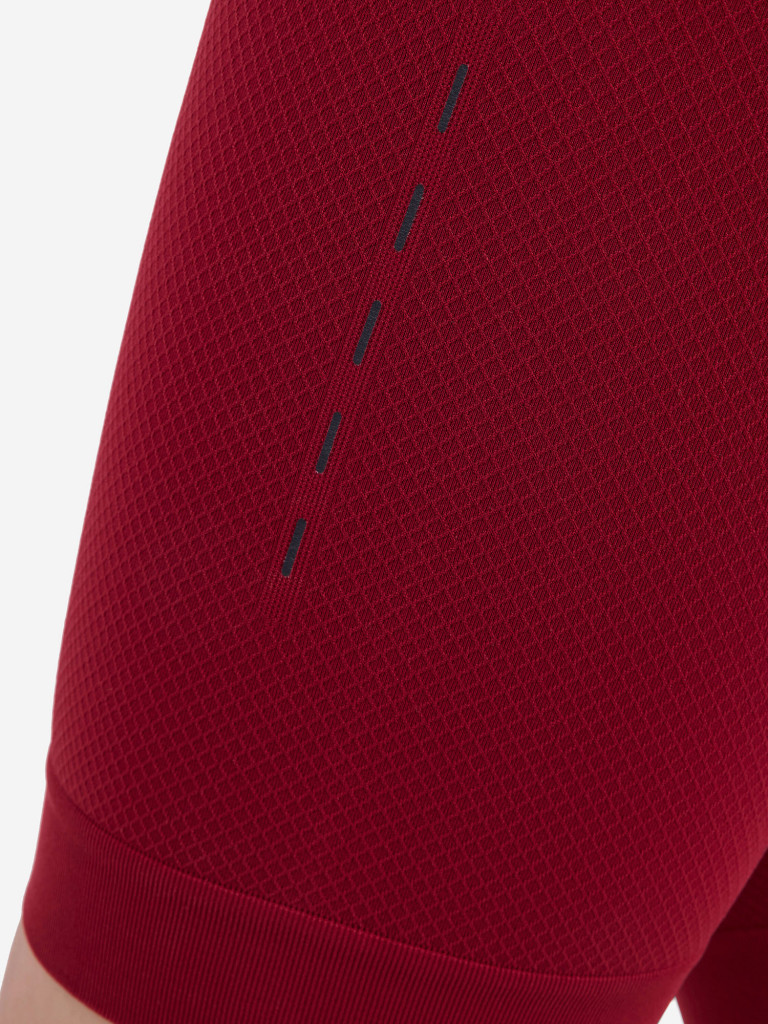 Женские спортивные шорты FALKE
