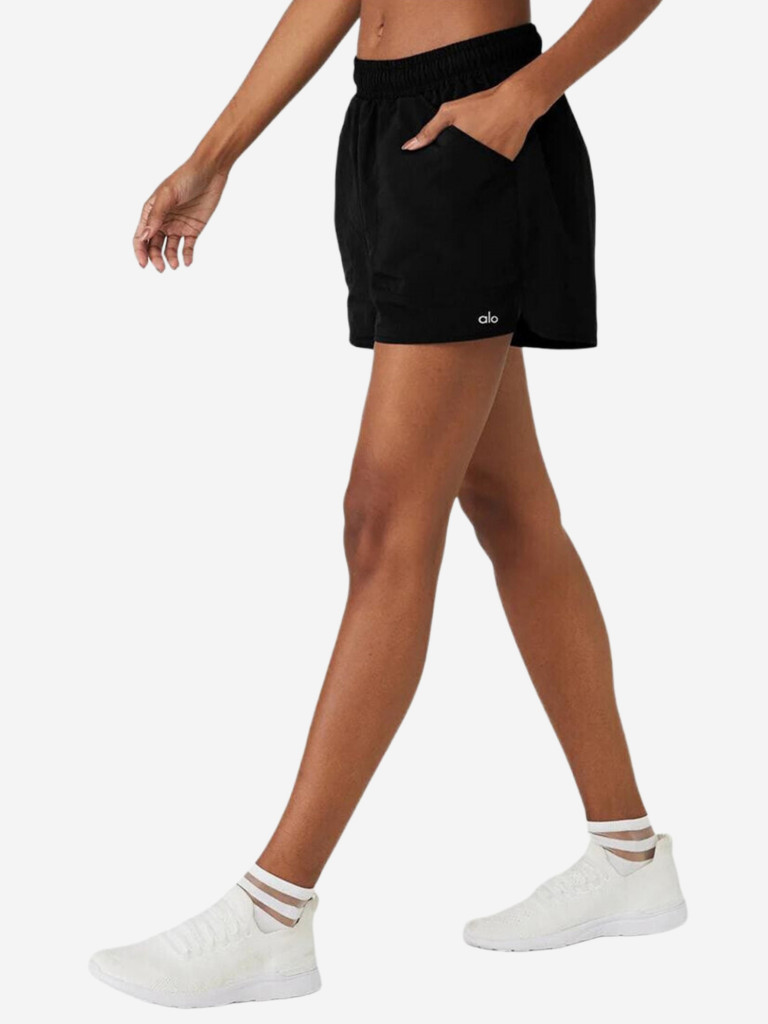 Шорты женские Alo Yoga Alumni Short