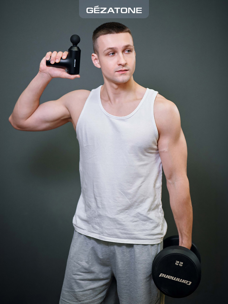 Перкуссионный массажер пистолет для тела Gezatone AMG140 7 насадок